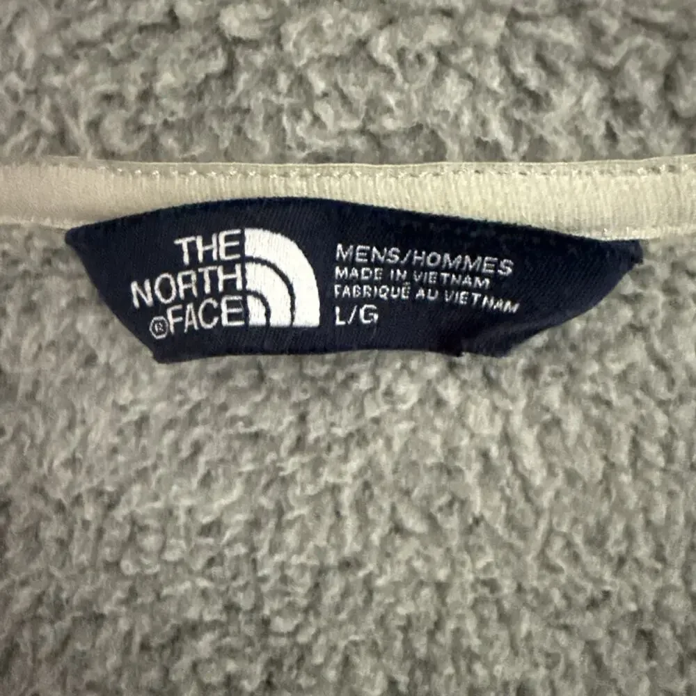 The North Face Gordon Lyons Men’s Large Gray Quarter Zip Fleece Pullover